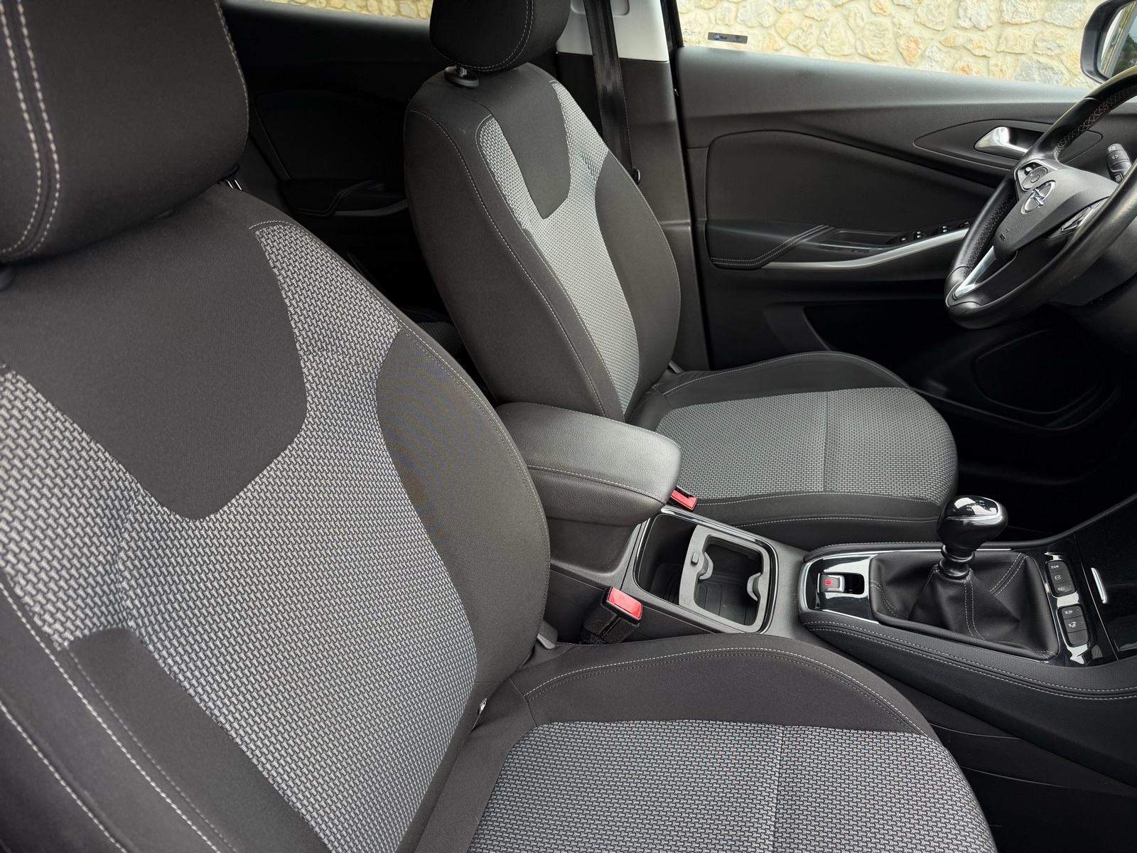 Opel Grandland 1,2 Turbo • Servisna knjiga • Veliki servis, fotografija 11