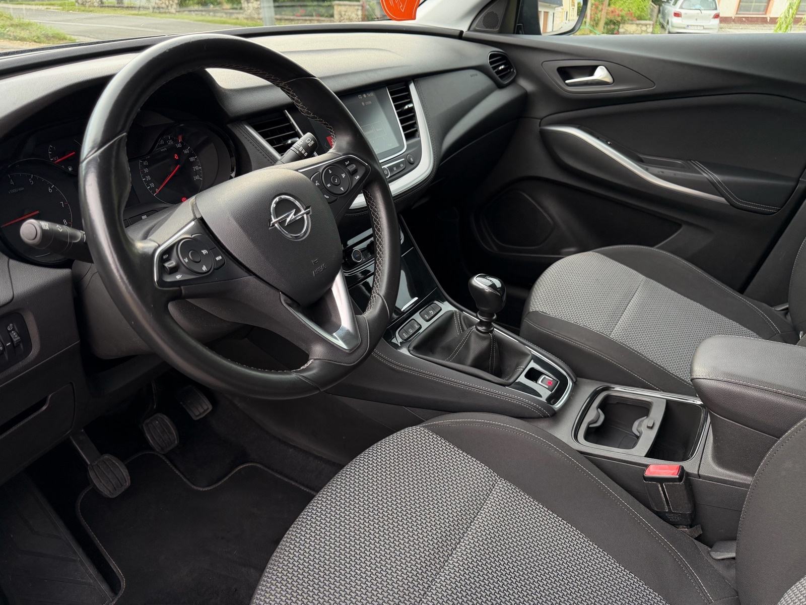 Opel Grandland 1,2 Turbo • Servisna knjiga • Veliki servis, fotografija 8