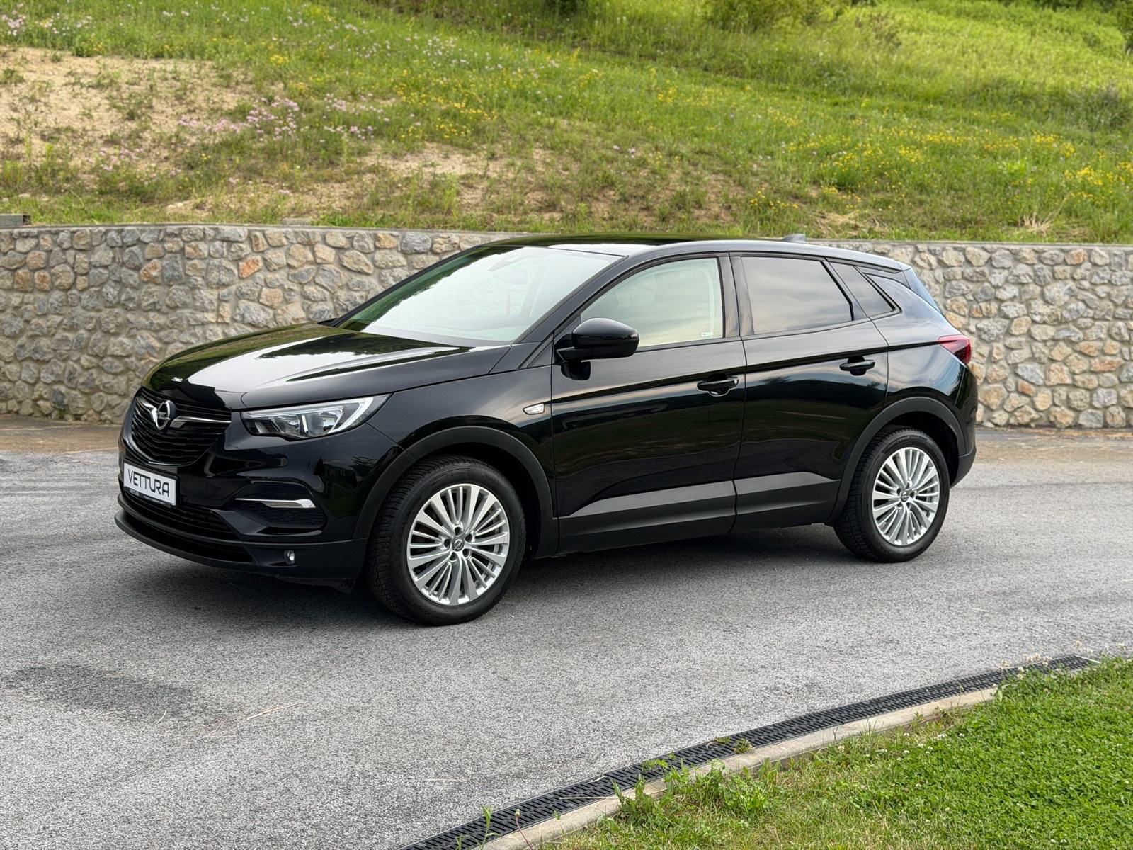 Opel Grandland 1,2 Turbo • Servisna knjiga • Veliki servis, fotografija 3