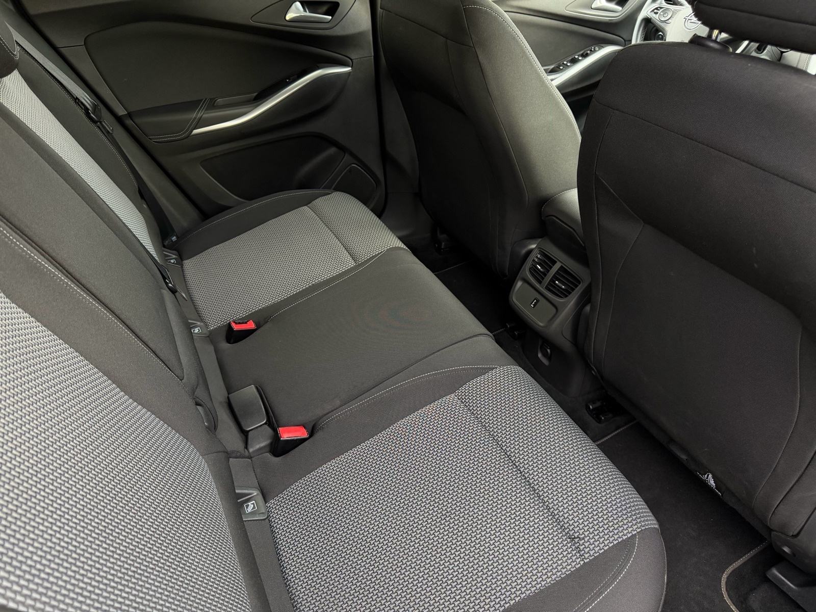 Opel Grandland 1,2 Turbo • Servisna knjiga • Veliki servis, fotografija 14
