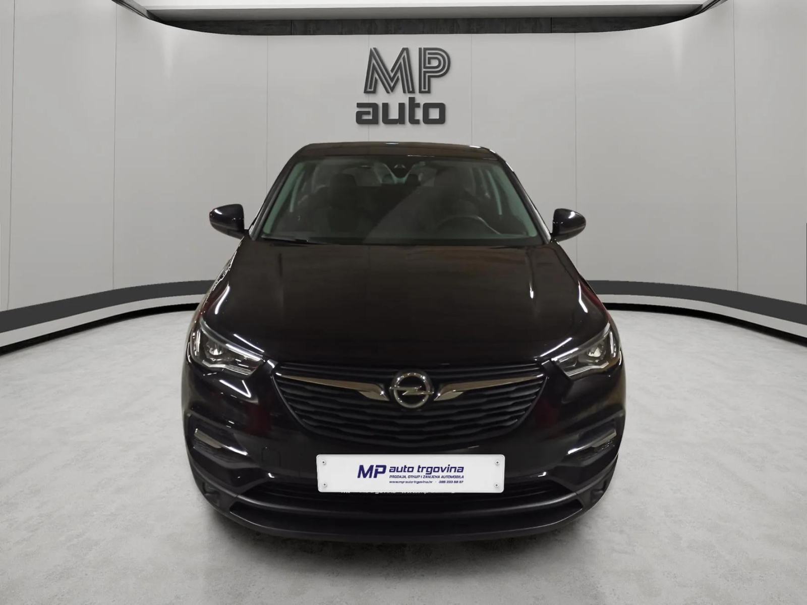 Opel Grandland 1,2 Turbo, fotografija 3
