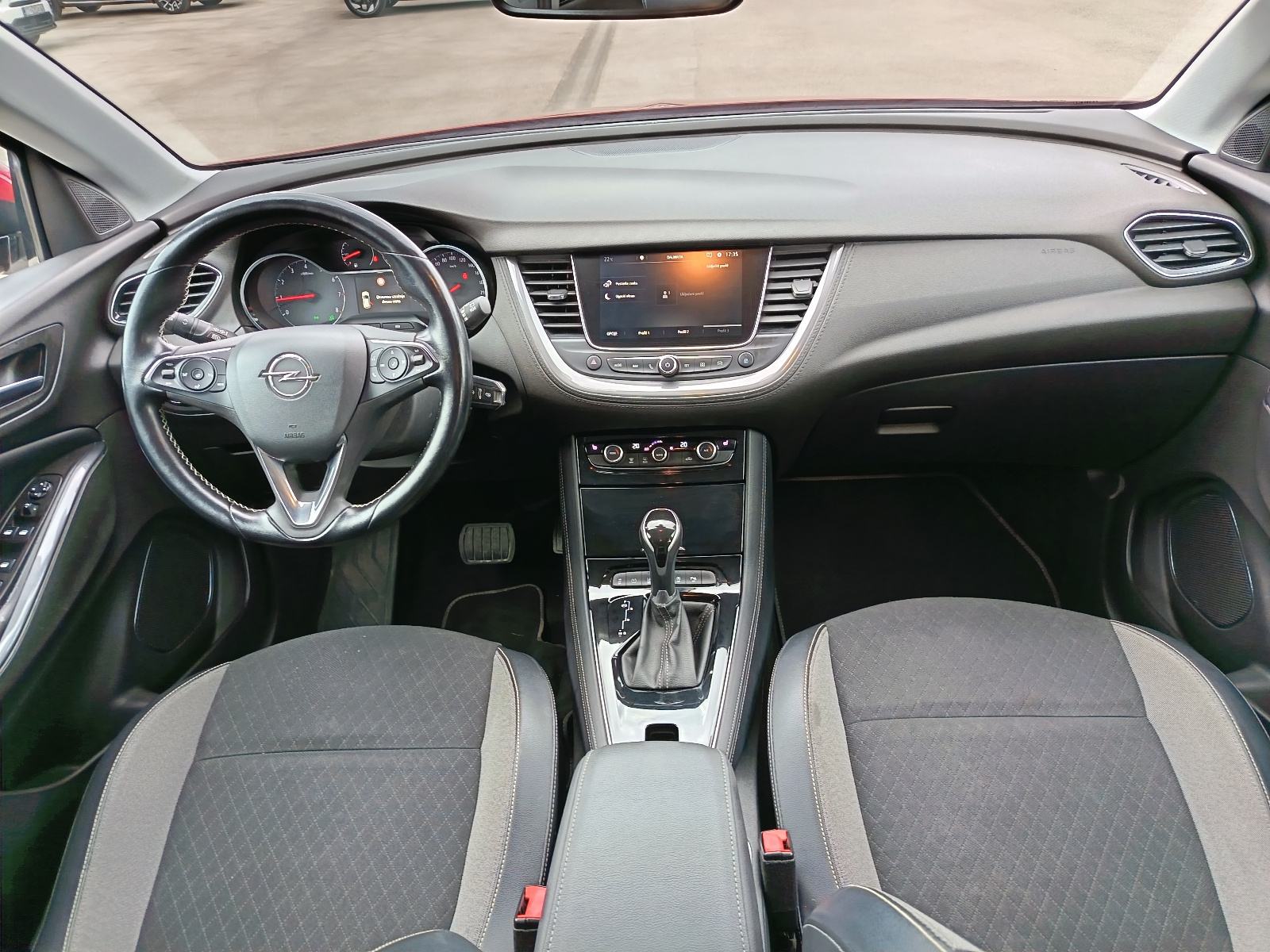 Opel Grandland 1,2T Innovation A/T, fotografija 11