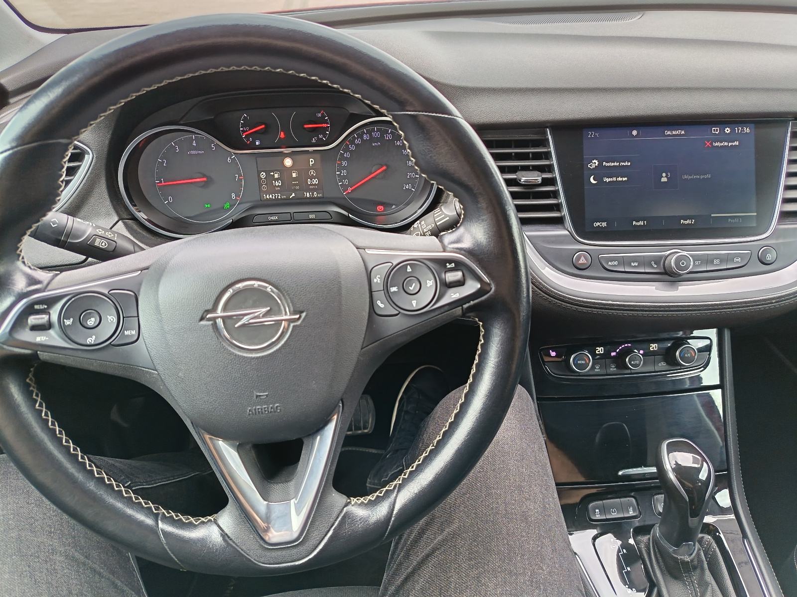 Opel Grandland 1,2T Innovation A/T, fotografija 14