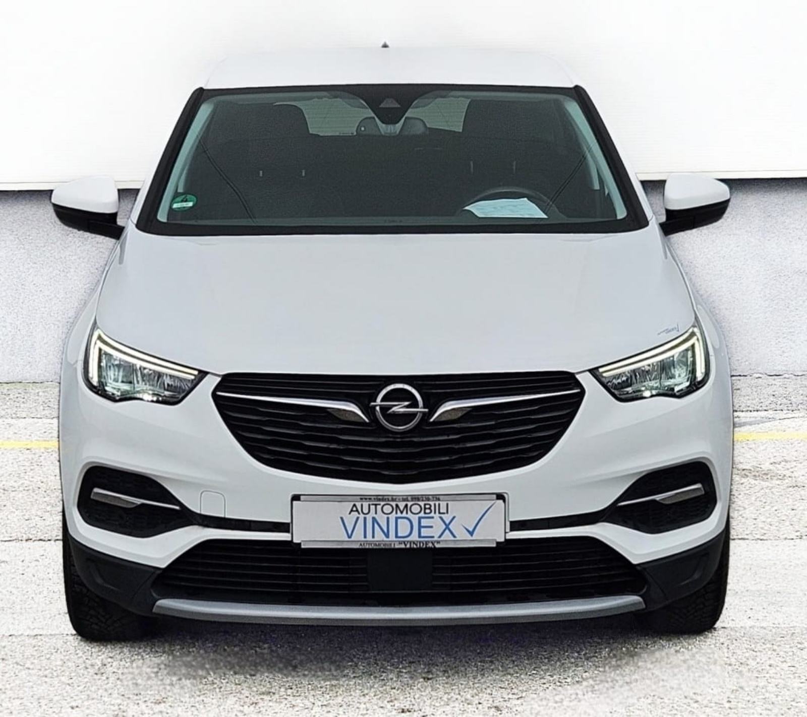 Opel grandland 1,2 turbo led navi veliki servis nove gume, fotografija 2