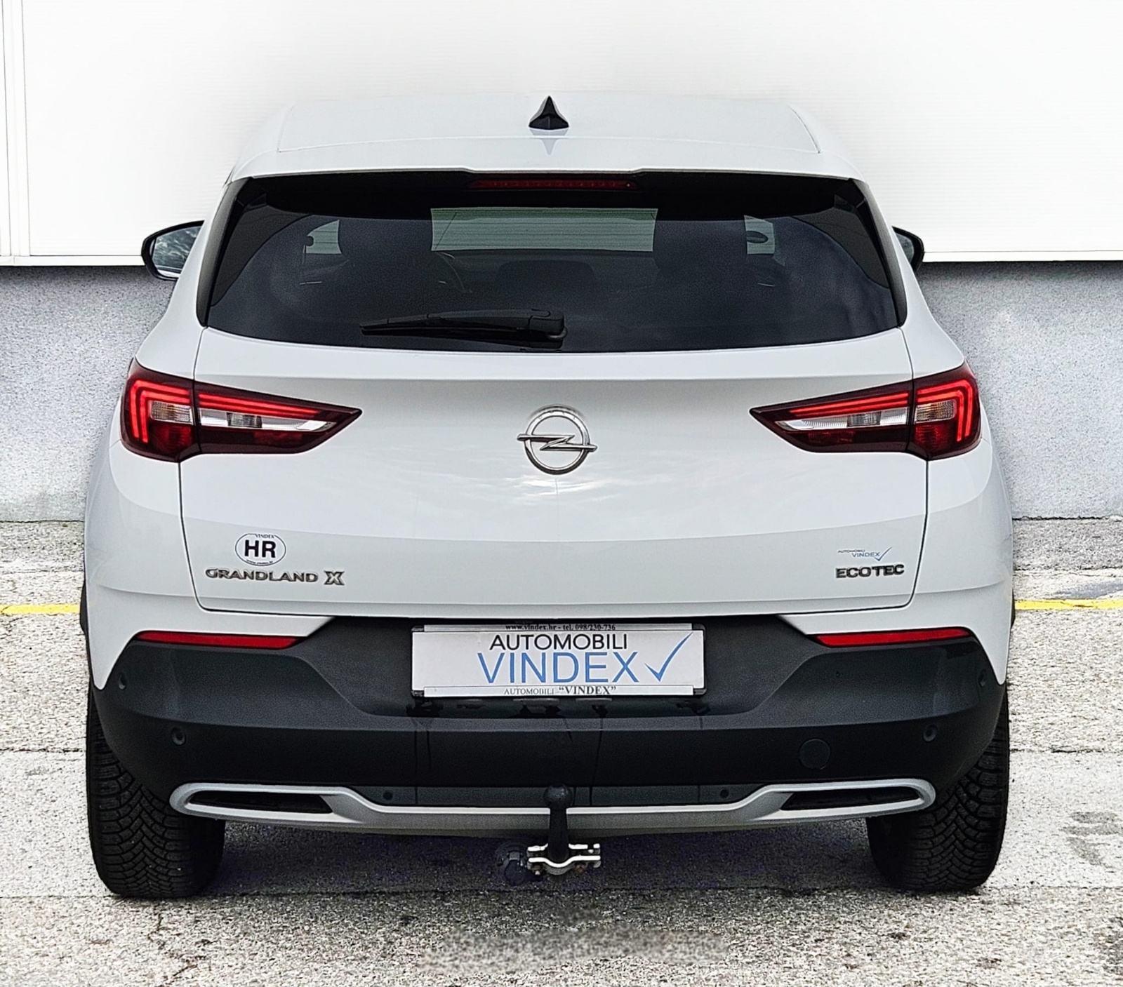 Opel grandland 1,2 turbo led navi veliki servis nove gume, fotografija 5