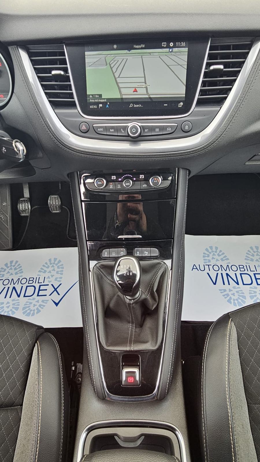 Opel grandland 1,2 turbo led navi veliki servis nove gume, fotografija 15