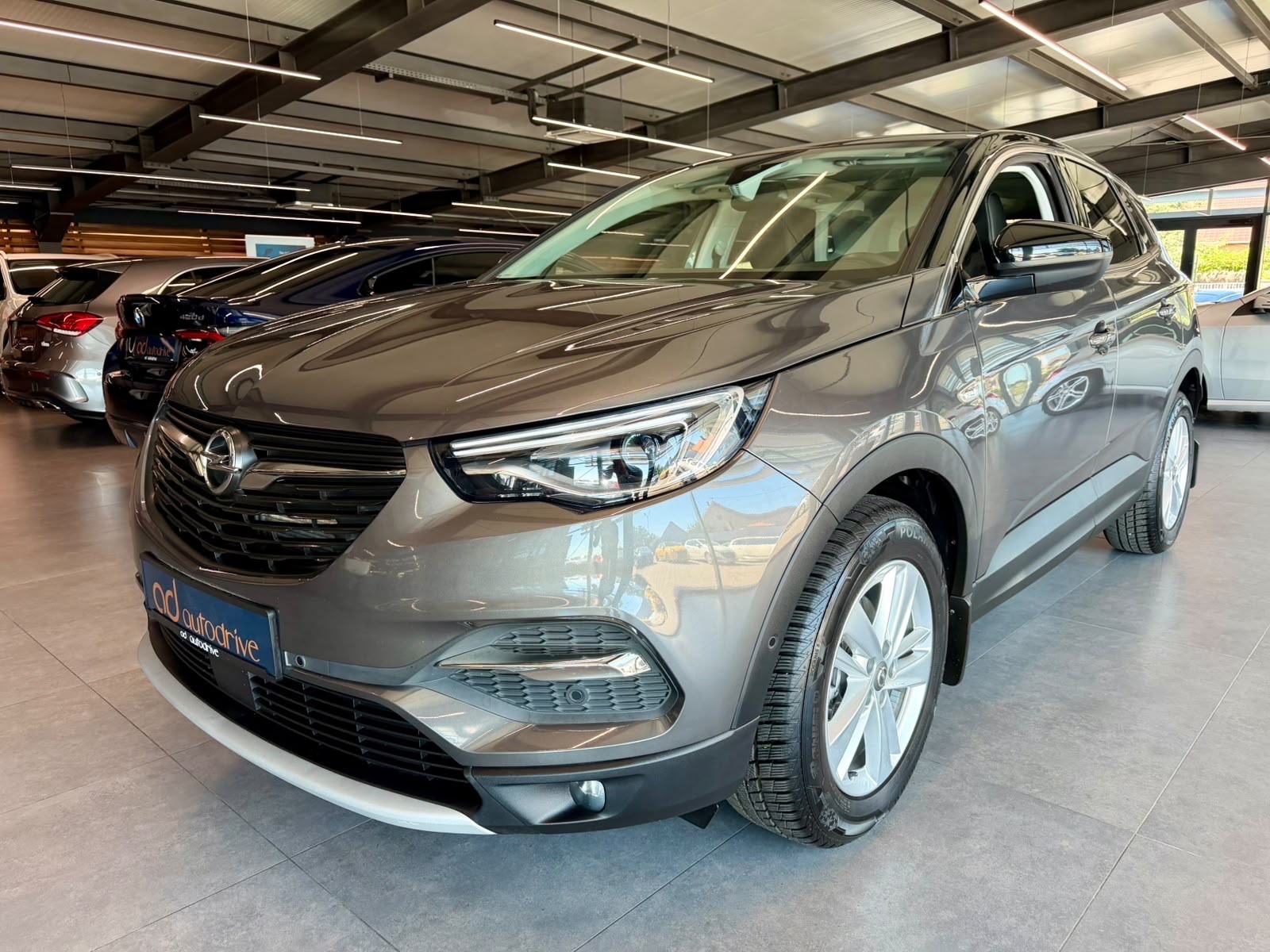Opel Grandland 1,5 CDTI AUTOMATIK • KLIMA • 97.000KM • KAMERA •LEASING, fotografija 2