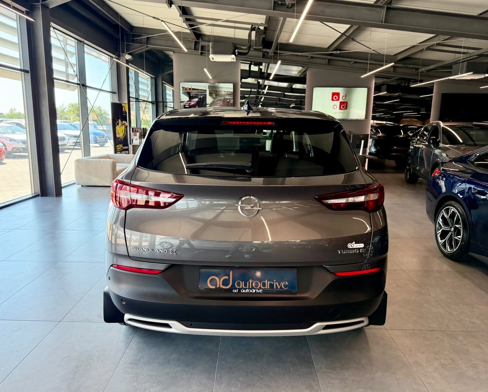 Opel Grandland 1,5 CDTI AUTOMATIK • KLIMA • 97.000KM • KAMERA •LEASING, fotografija 6