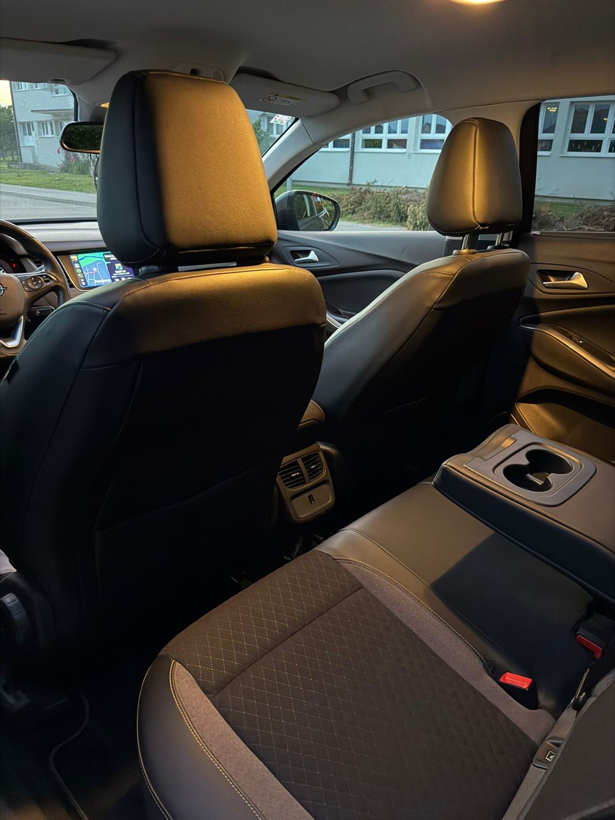 Opel Grandland 1,5 CDTI, automatik, fotografija 9