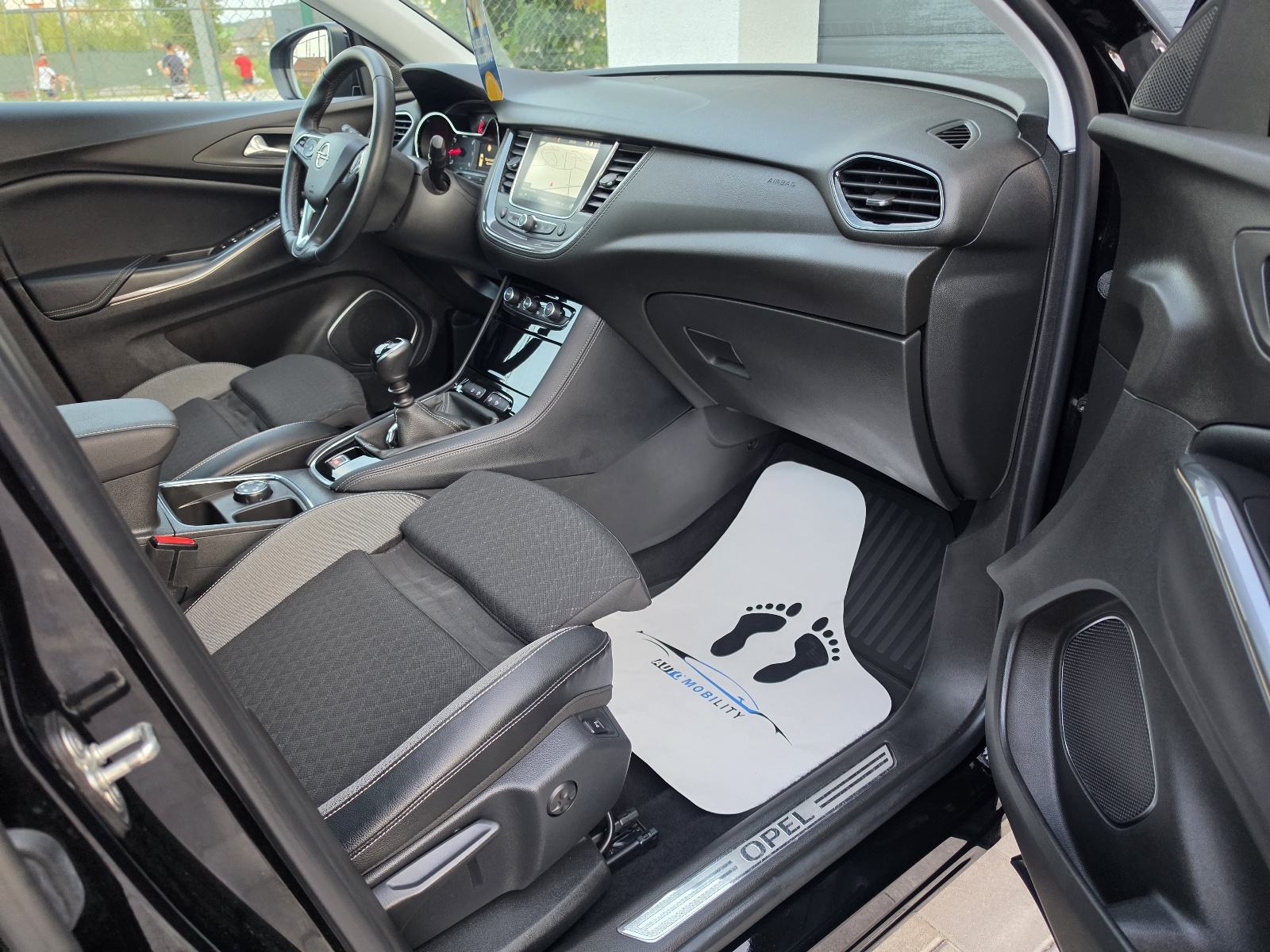 Opel Grandland 1,5 CDTI INOVATION PANO FULL LED KAMERA **GARANCIJA**, fotografija 12