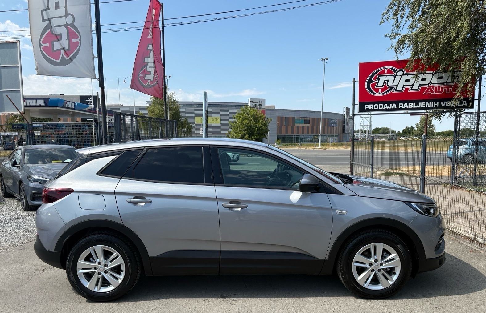 Opel Grandland 1,5 CDTI KLIMA - KUKA - LEASING RATA 244 €, fotografija 7