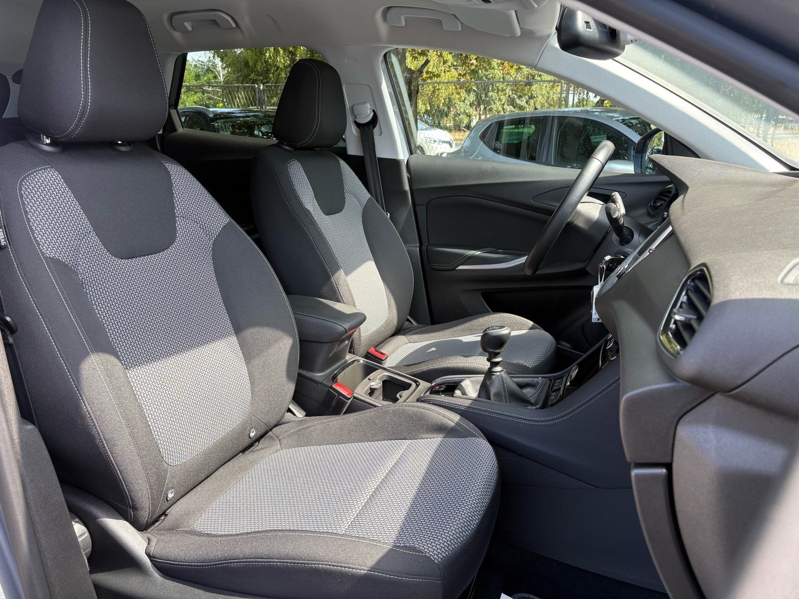 Opel Grandland 1,5 CDTI KLIMA - KUKA - LEASING RATA 244 €, fotografija 20