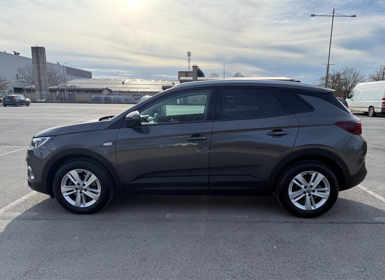 Opel Grandland 1,5CDTI LEASING BEZ UČEŠĆA, HR AUTO, NAVI, REG: 02/2027, fotografija 4