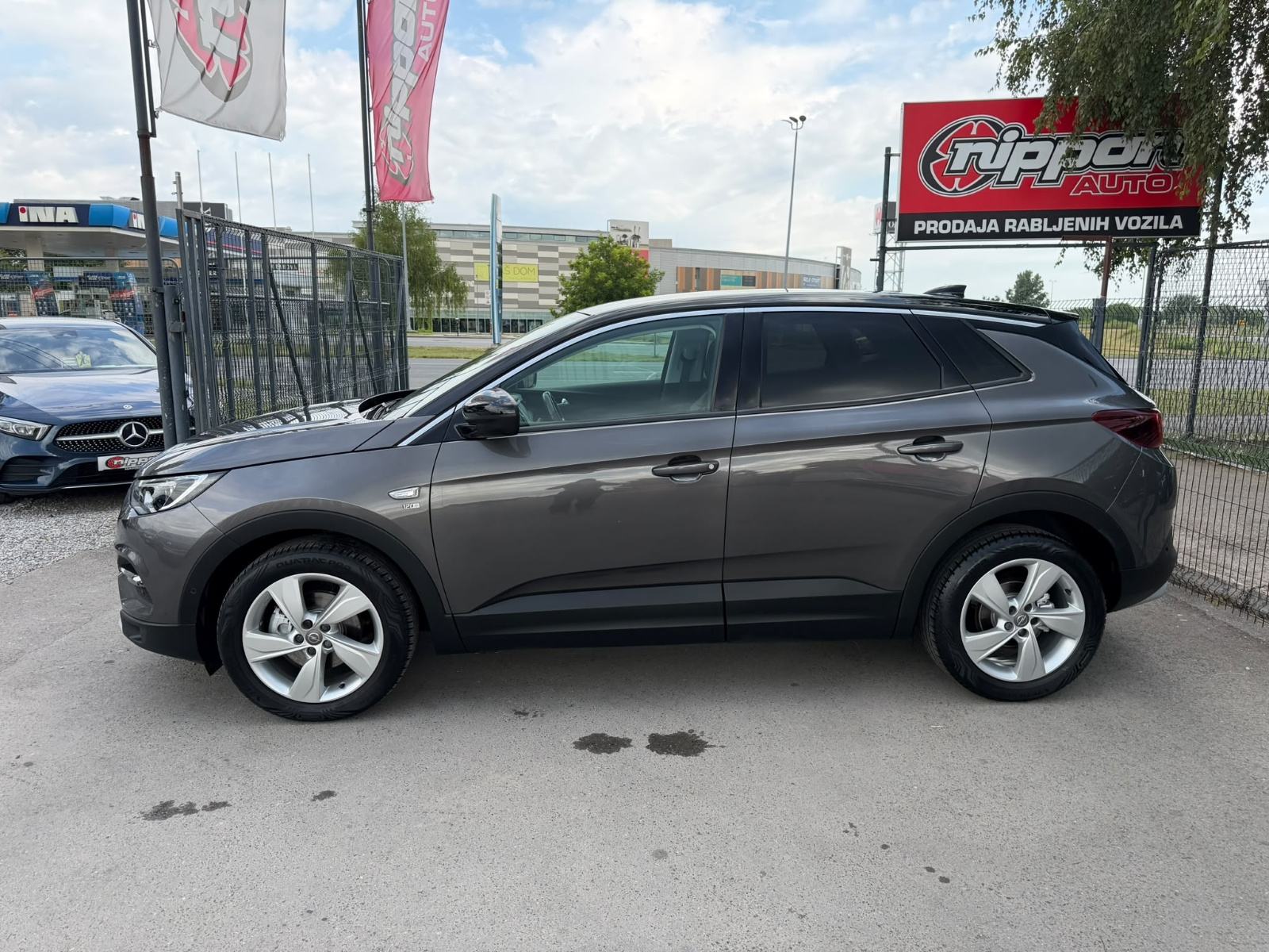 Opel Grandland 1,5 CDTI REG:07/2027 -NAVI - KAMERA - SERVISNA -LEASING, fotografija 4