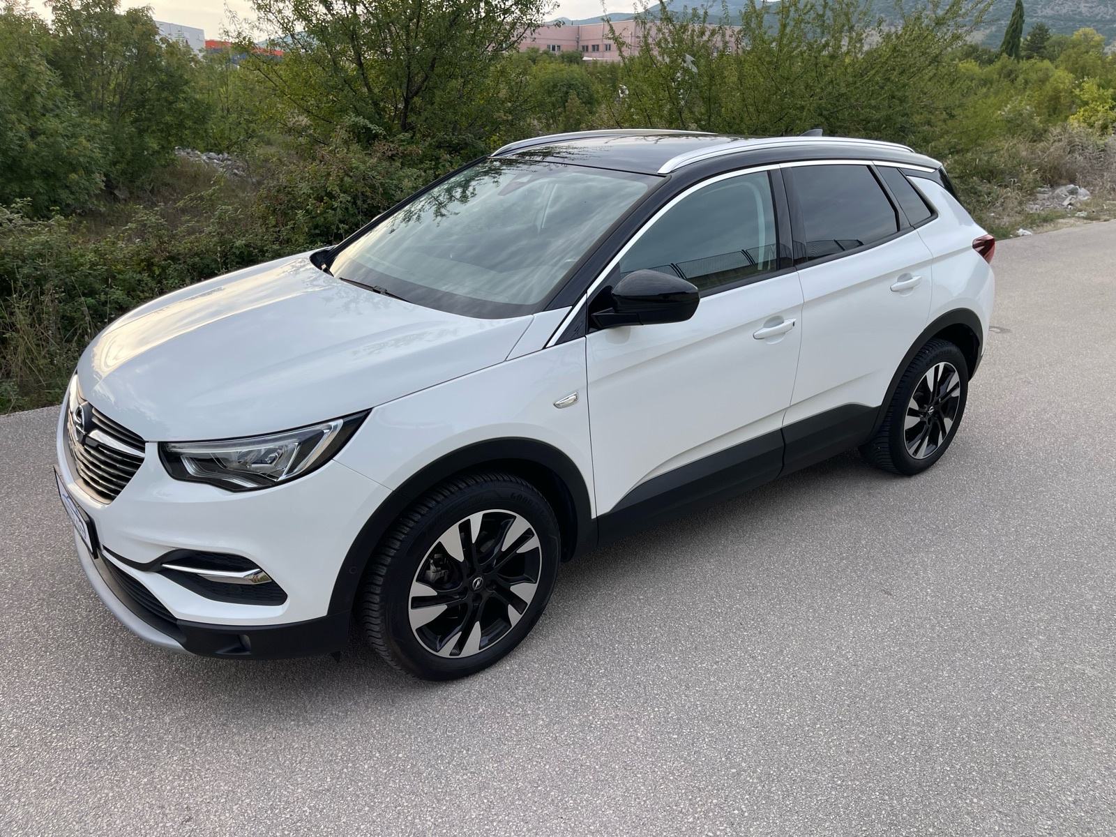Opel Grandland 1,5 CDTI, fotografija 4
