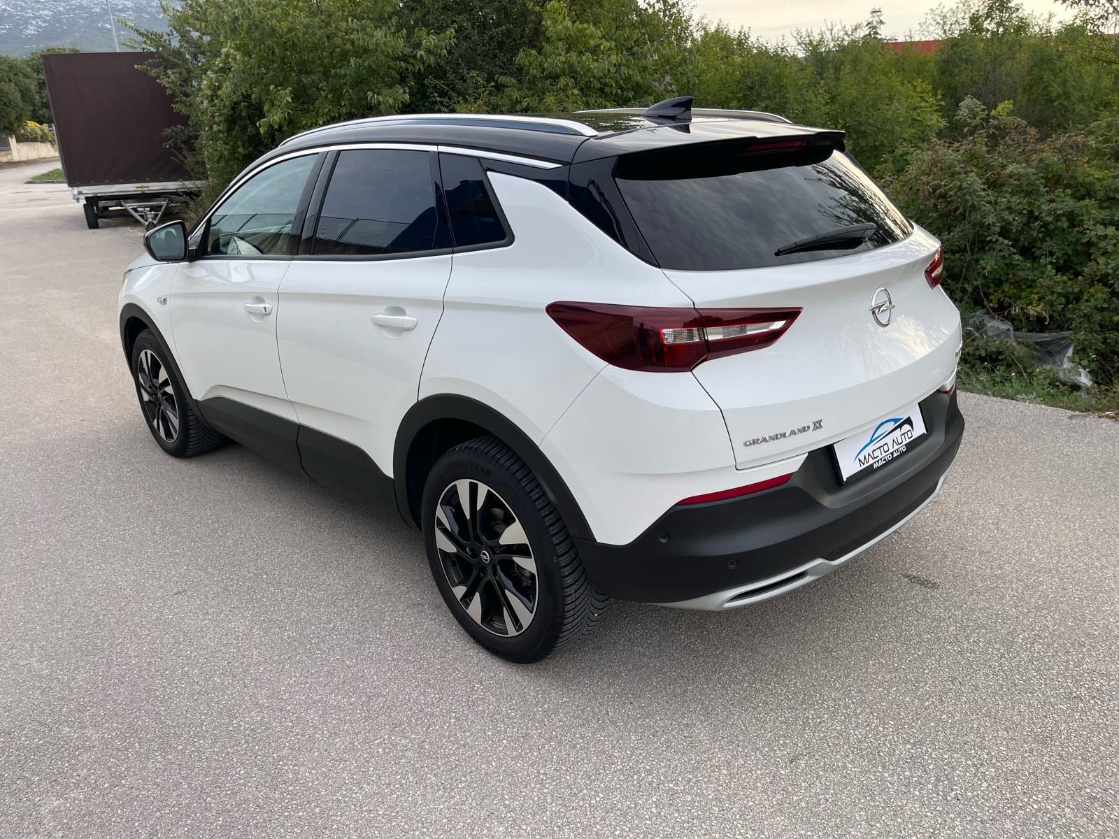 Opel Grandland 1,5 CDTI, fotografija 9
