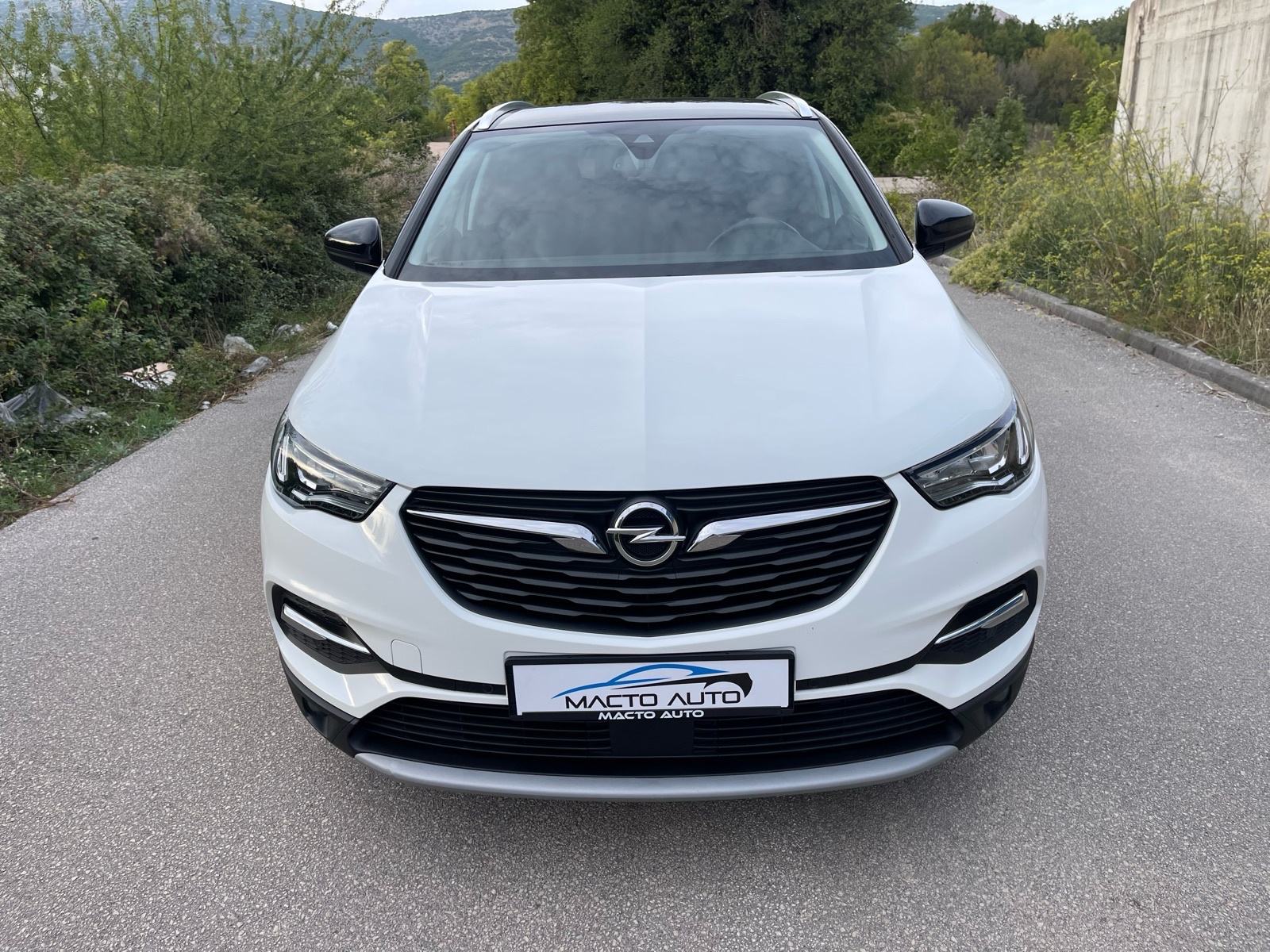 Opel Grandland 1,5 CDTI, fotografija 5