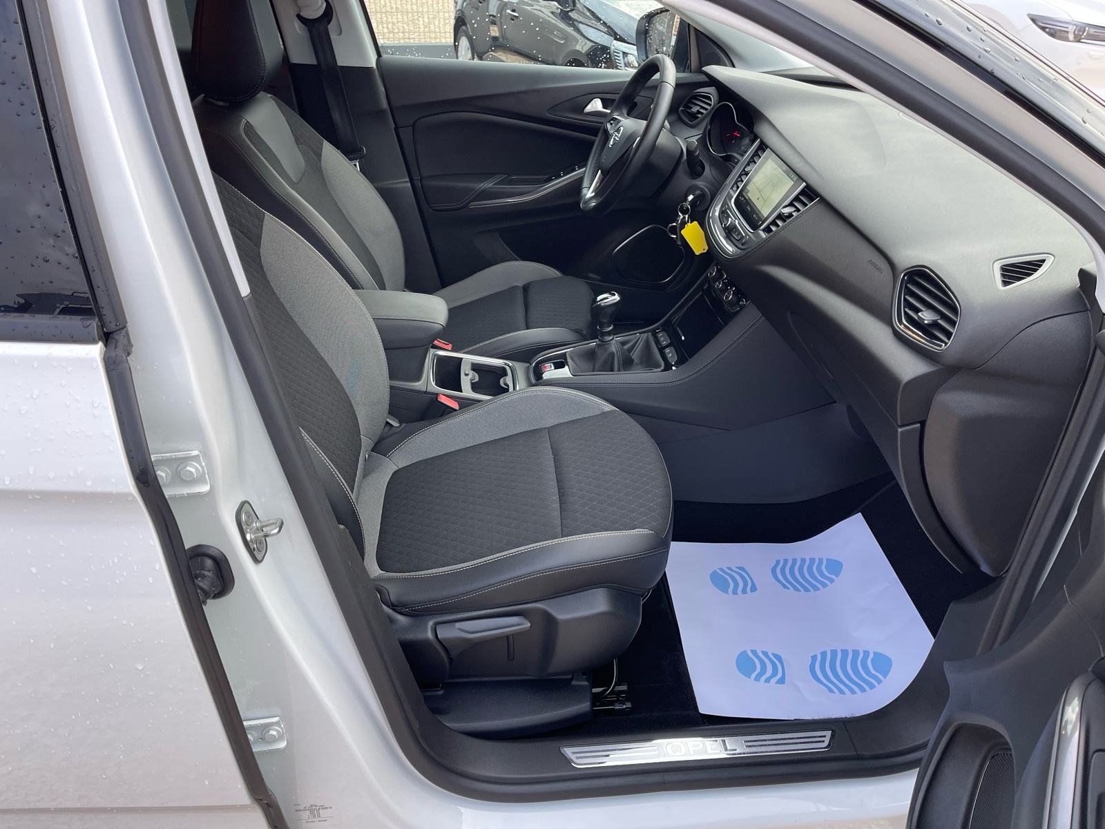 Opel Grandland 1,5 CDTI, fotografija 16
