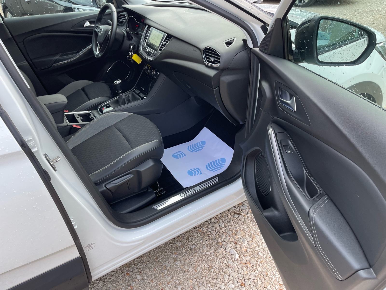 Opel Grandland 1,5 CDTI, fotografija 17