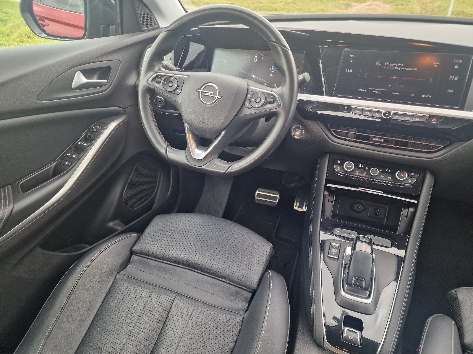 OPEL GRANDLAND 2023 1.5 DIESEL AUTOMATIK BUSINESS ELEGANCE – REG 12/20, fotografija 11