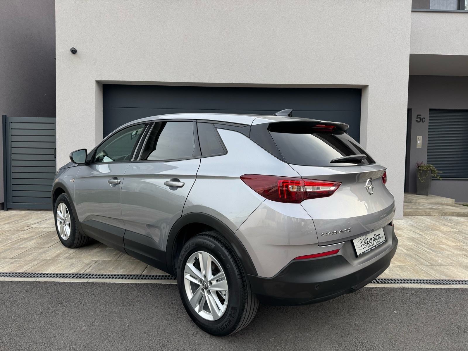 Opel Grandland 1,5 - PRVI VLASNIK, TOP STANJE, JASMTVO, LEASING, fotografija 3