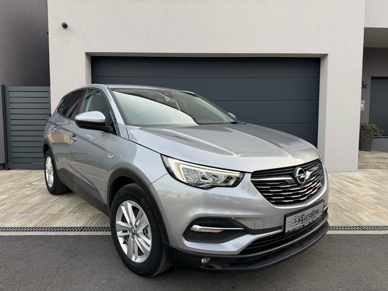 Opel Grandland 1,5 - PRVI VLASNIK, TOP STANJE, JASMTVO, LEASING, fotografija 8