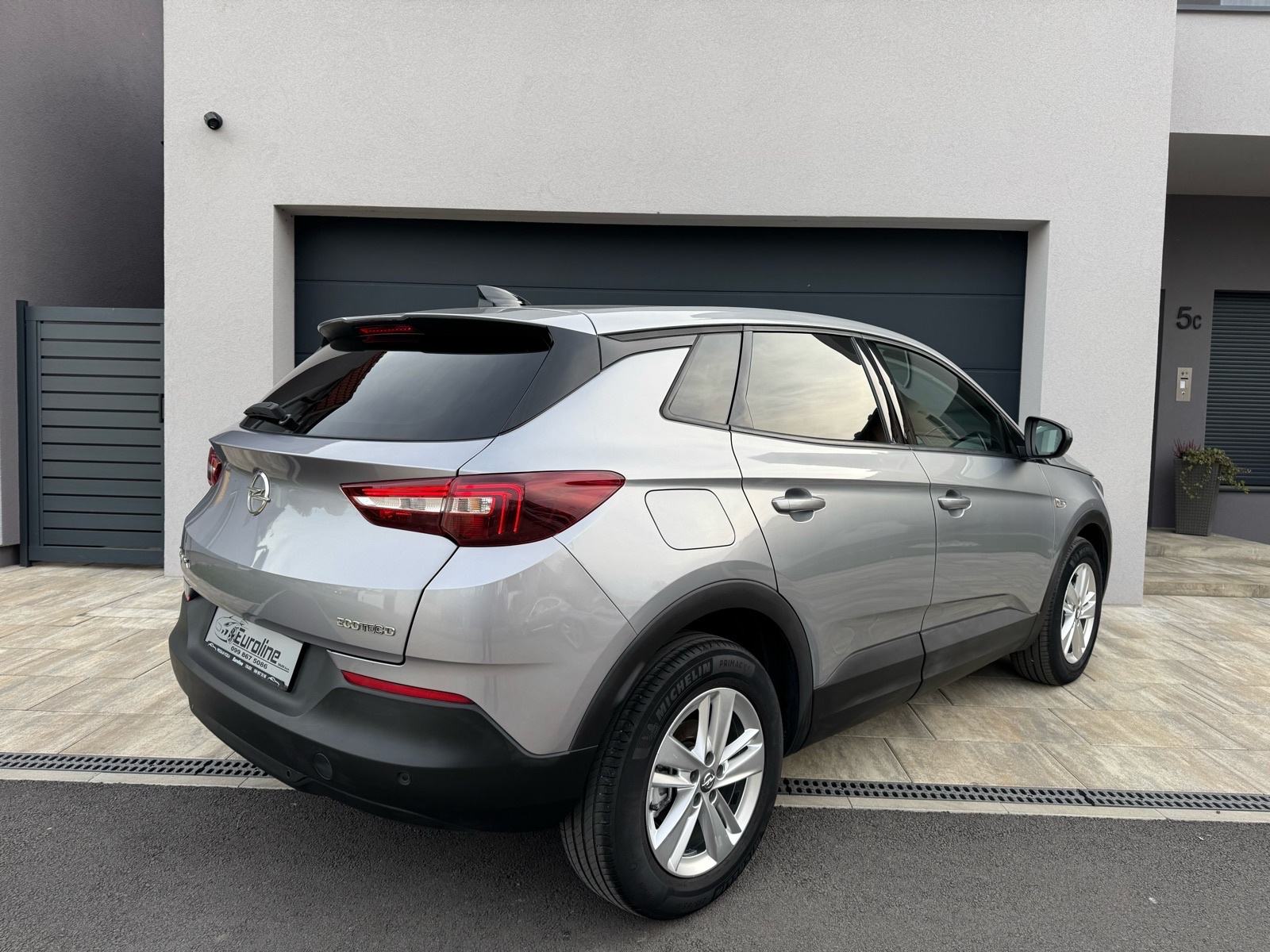 Opel Grandland 1,5 - PRVI VLASNIK, TOP STANJE, JASMTVO, LEASING, fotografija 5