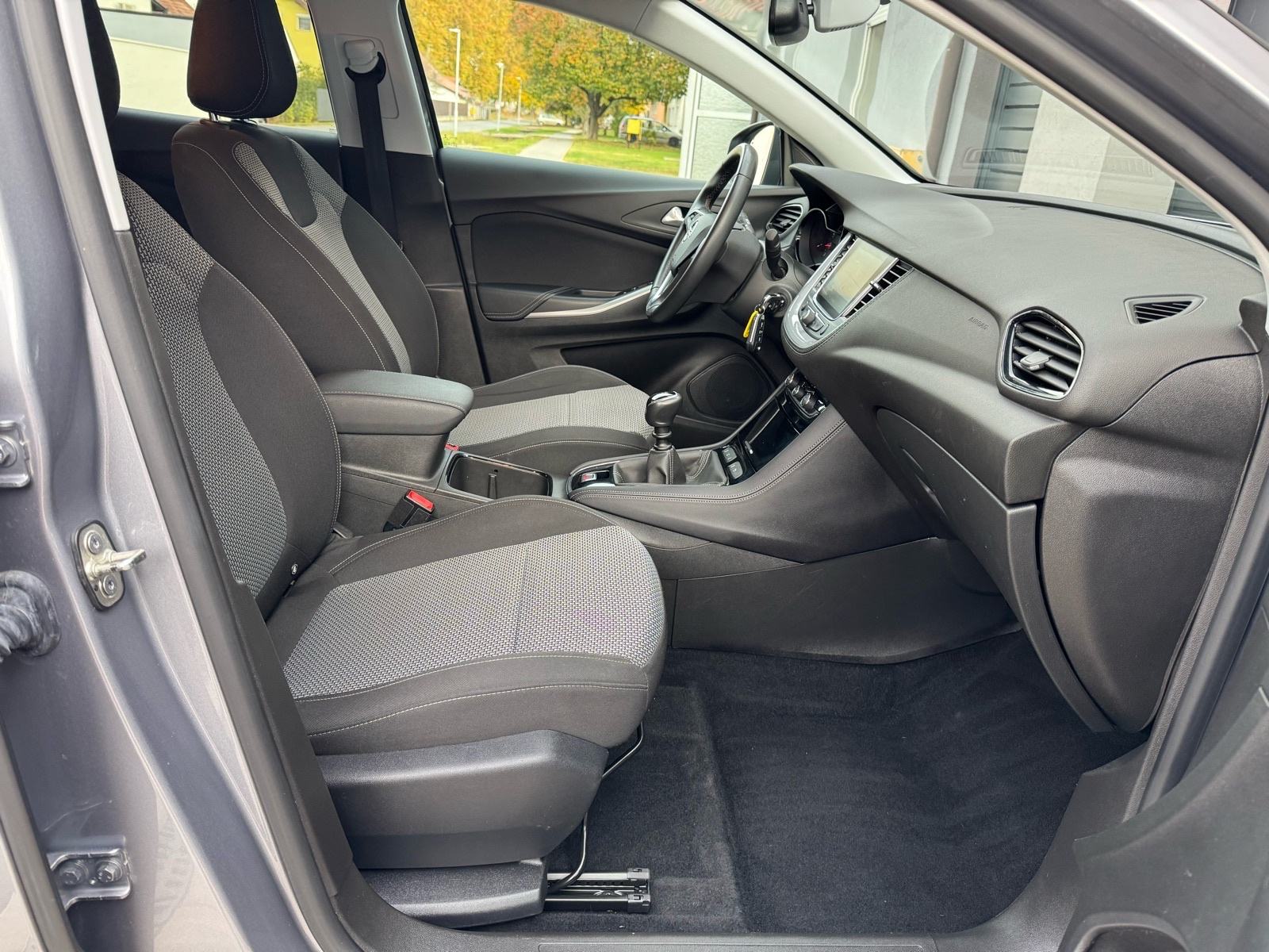 Opel Grandland 1,5 - PRVI VLASNIK, TOP STANJE, JASMTVO, LEASING, fotografija 19