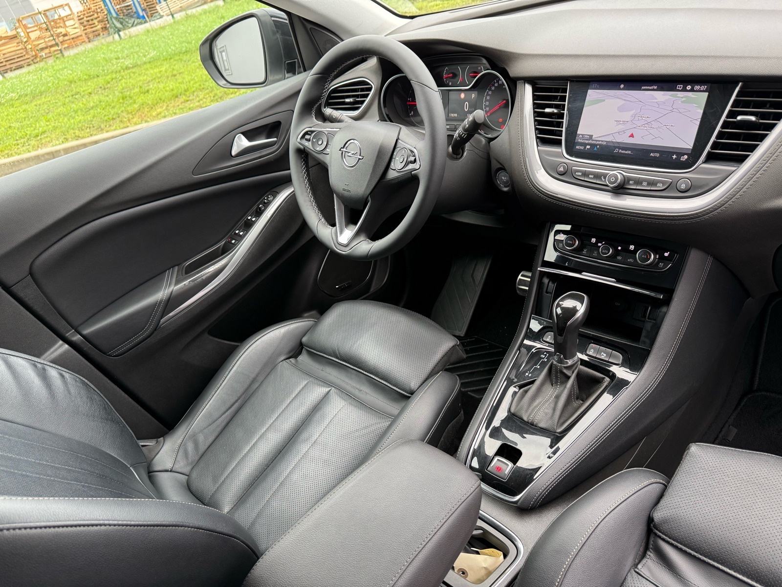 Opel Grandland 1.6 CDTI Ultimate Automatik*KAMERE*FULL OPREMA*JAMSTVO, fotografija 19