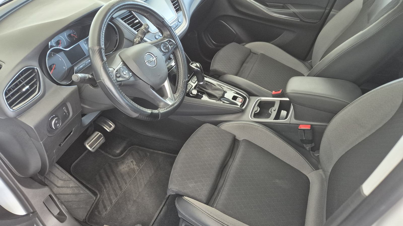 Opel Grandland X 2,0 CDTI, Ultimate, automatik, full LED, kamere 360, fotografija 7