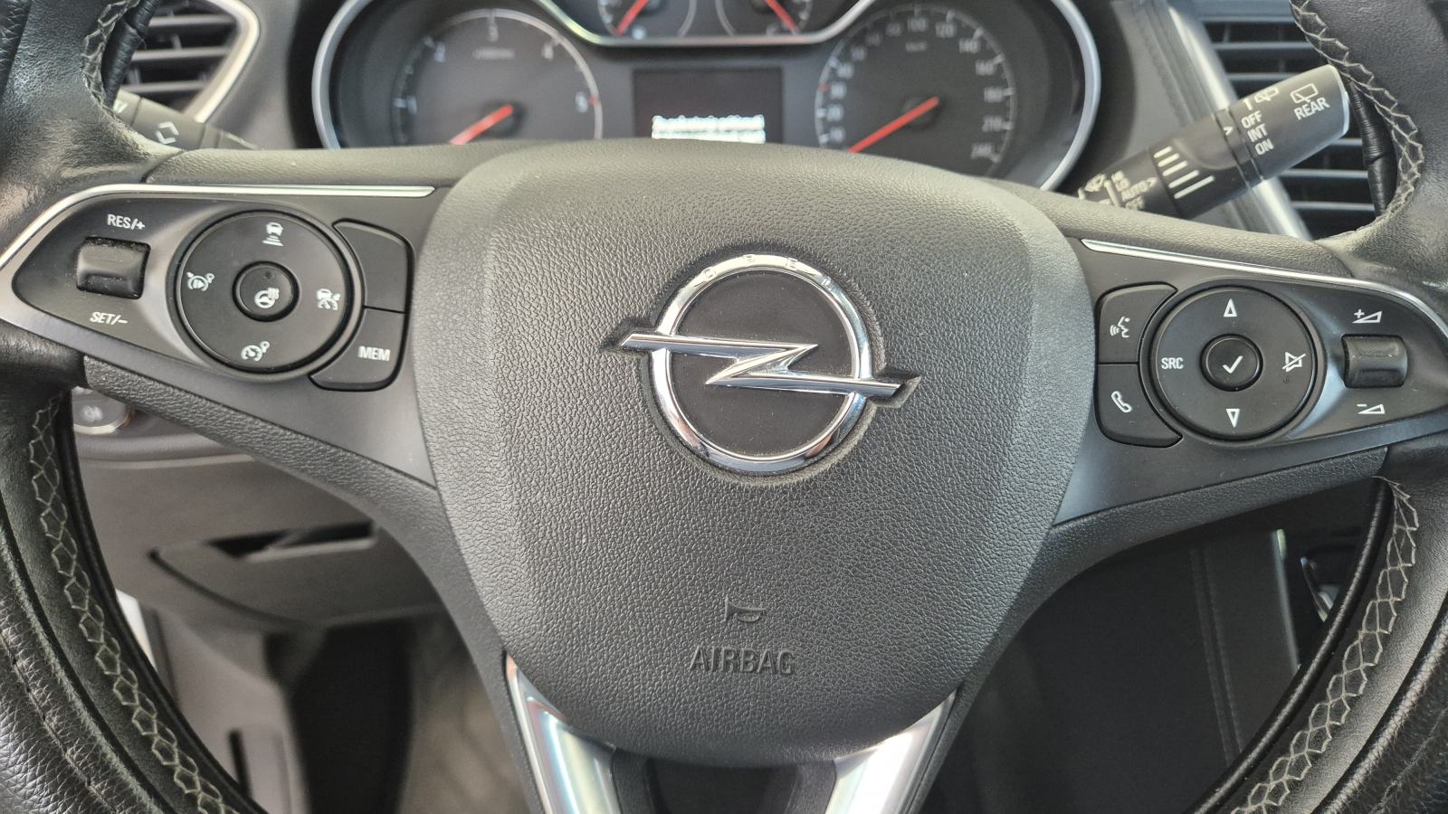 Opel Grandland X 2,0 CDTI, Ultimate, automatik, full LED, kamere 360, fotografija 11