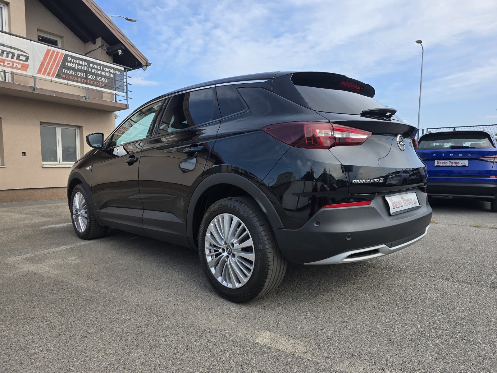 Opel Grandland 2,0 X 2.0 CDTi, 177 KS, automatik, servisna, kamera..., fotografija 8