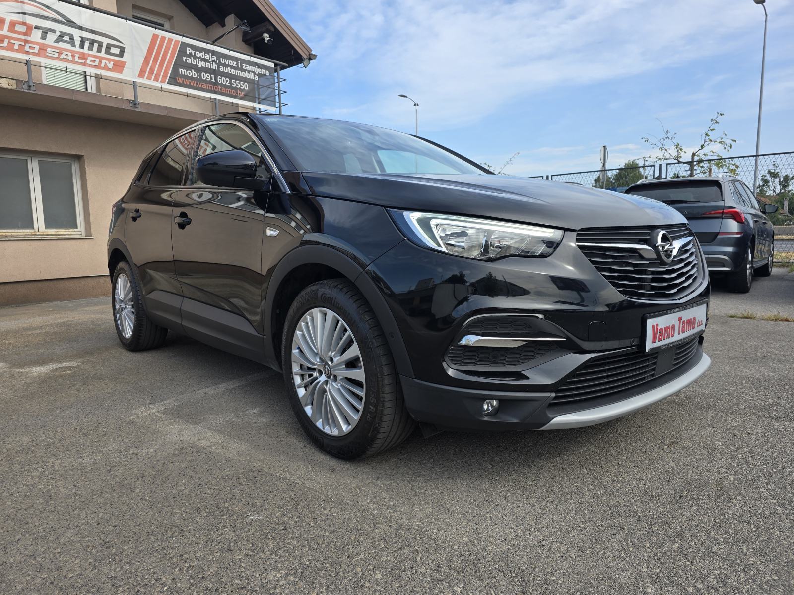 Opel Grandland 2,0 X 2.0 CDTi, 177 KS, automatik, servisna, kamera..., fotografija 3