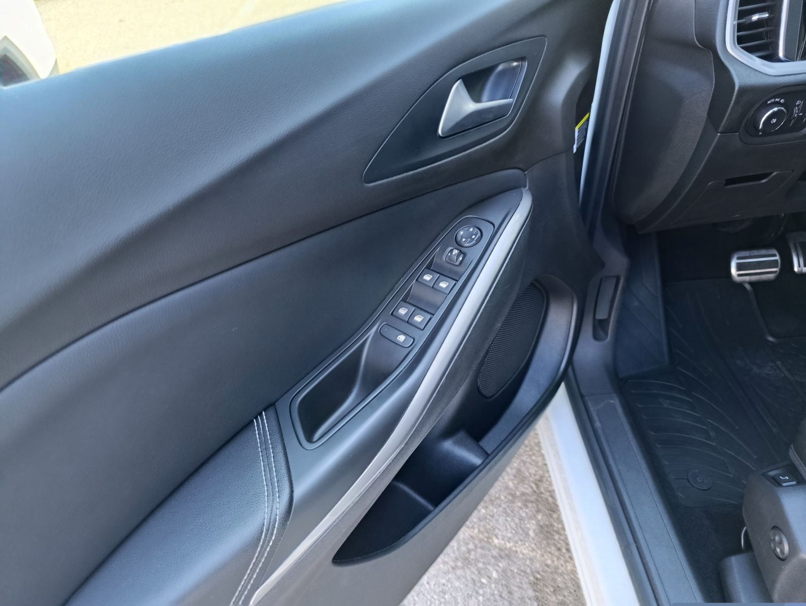 Opel Grandland GS-Line Automatik, LED svjetla, navigacija, jamstvo, fotografija 17