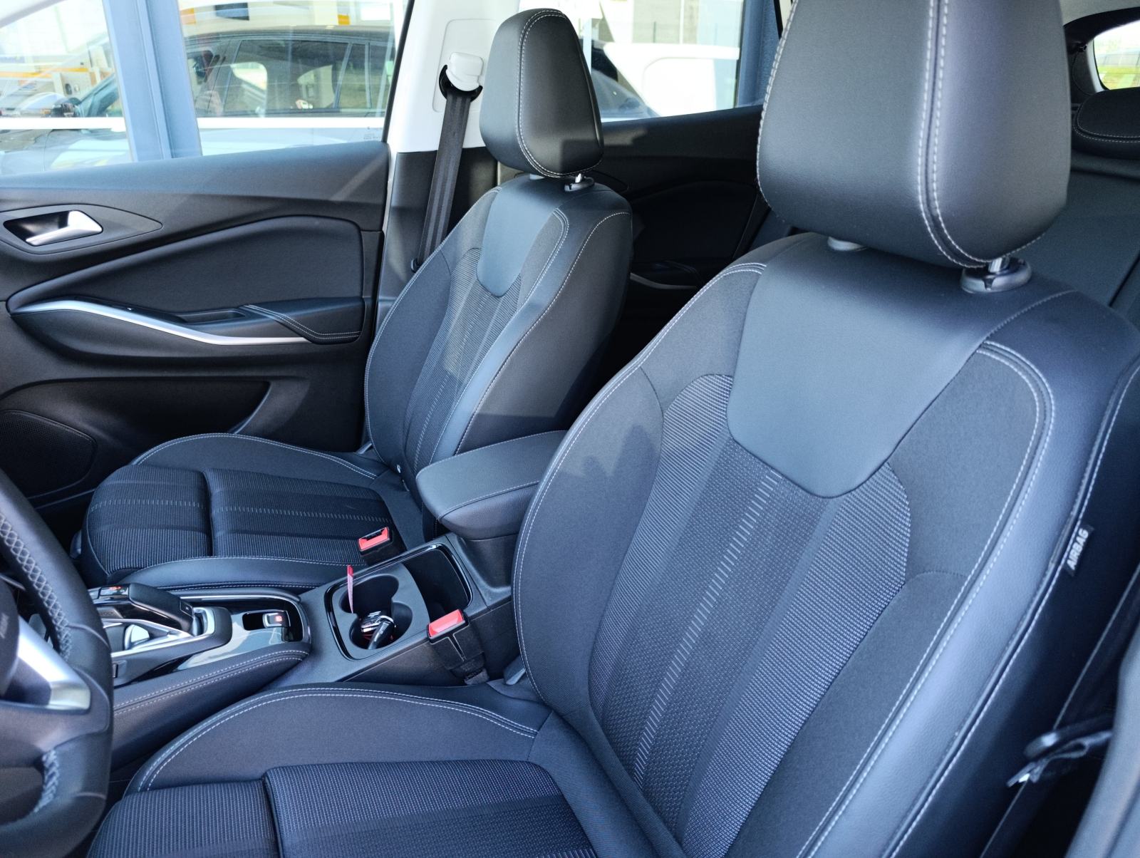 Opel Grandland GS-Line Automatik, LED svjetla, navigacija, jamstvo, fotografija 19