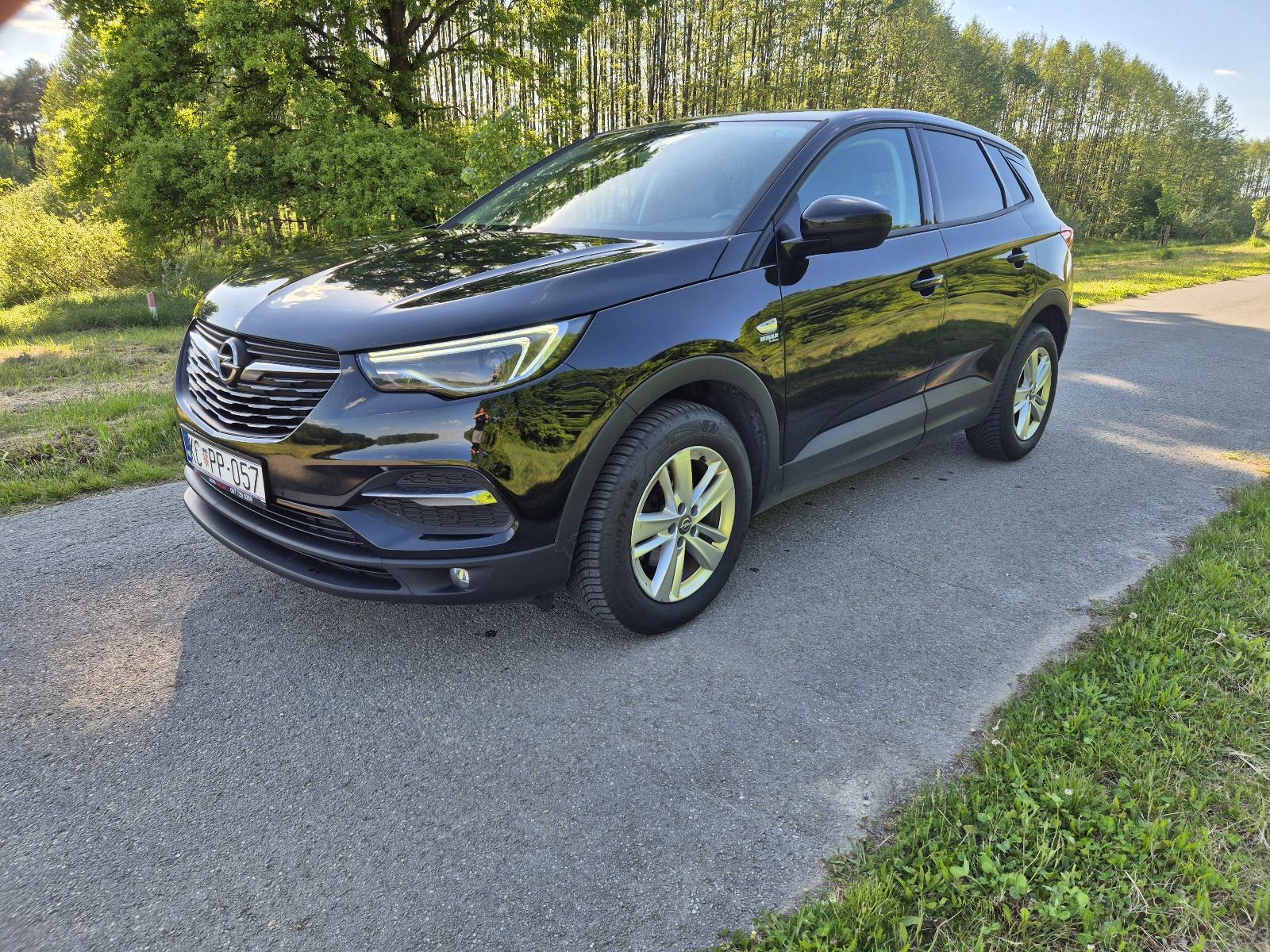Opel Grandland X 1.2 Turbo, servisna, pogled izvana - slika 3