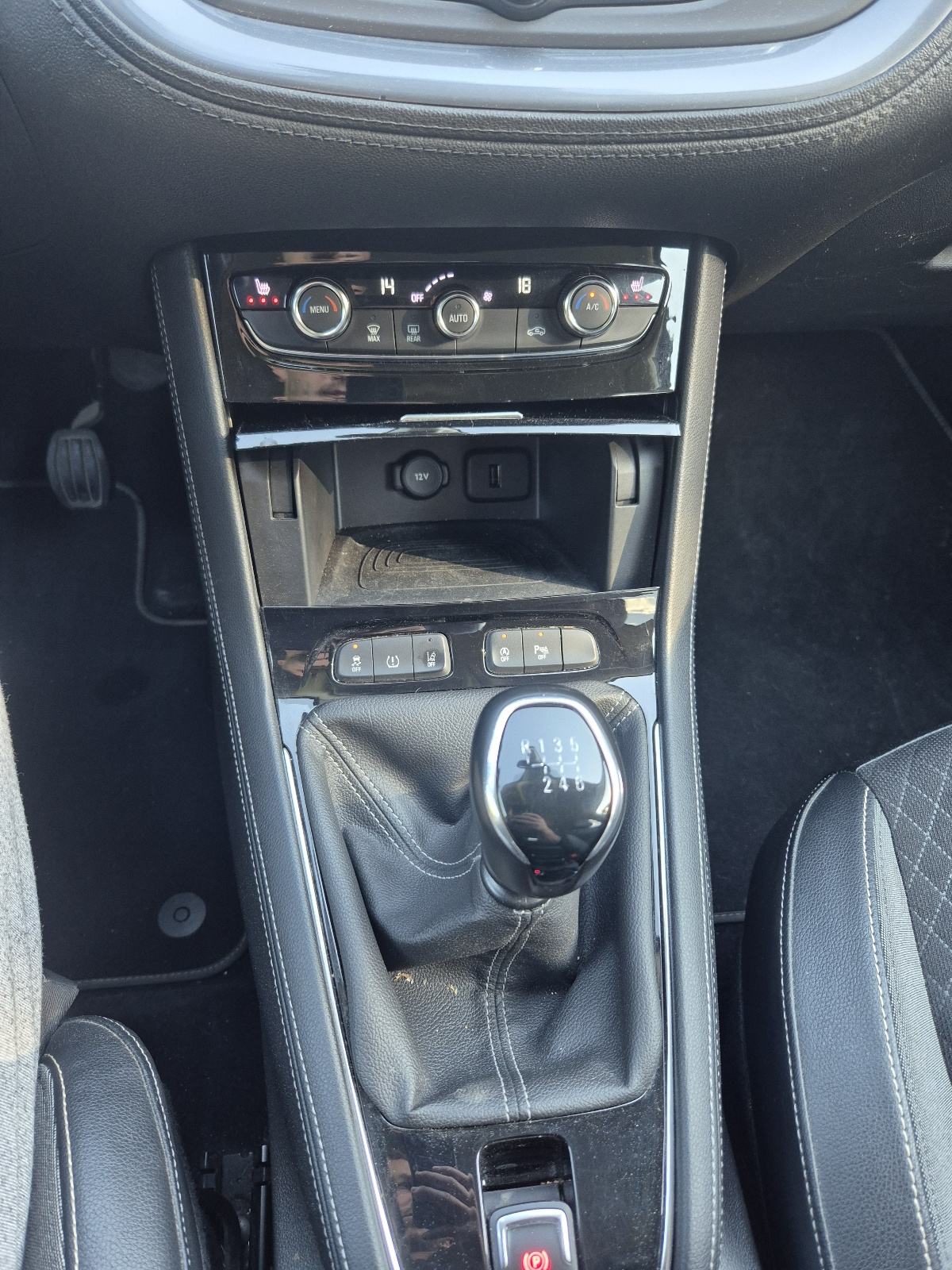 Opel Grandland X 1.2 Turbo, servisna, fotografija 15