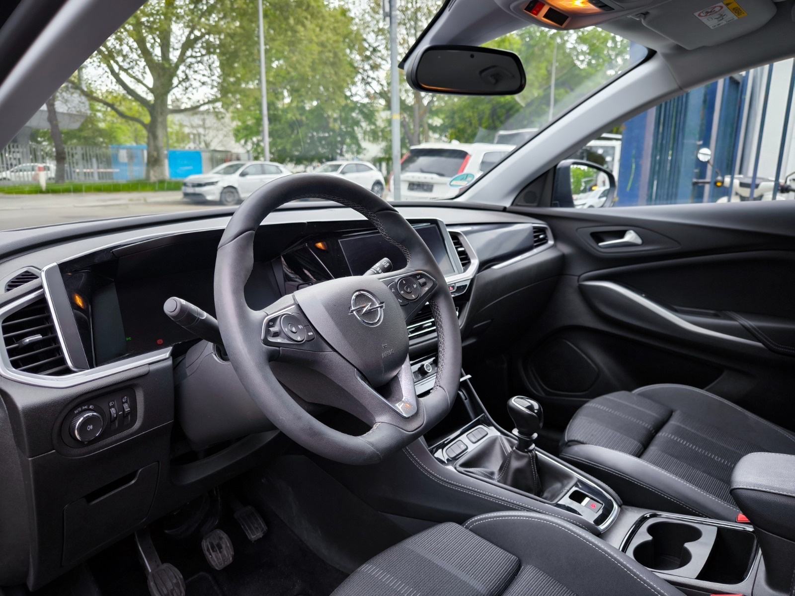 Opel Grandland X 1,2 Turbo GS Line, fotografija 2
