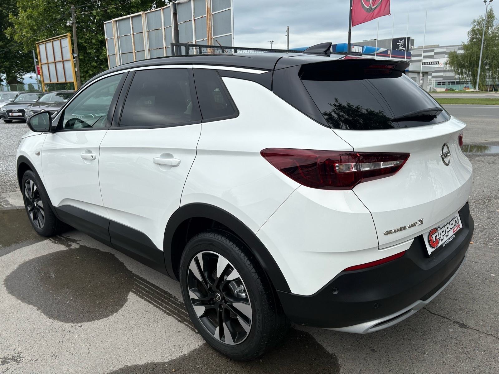 Opel Grandland X 1,5 CDTI NAVI - KLIMA - KAMERA - LEASING RATA 254 €, fotografija 4