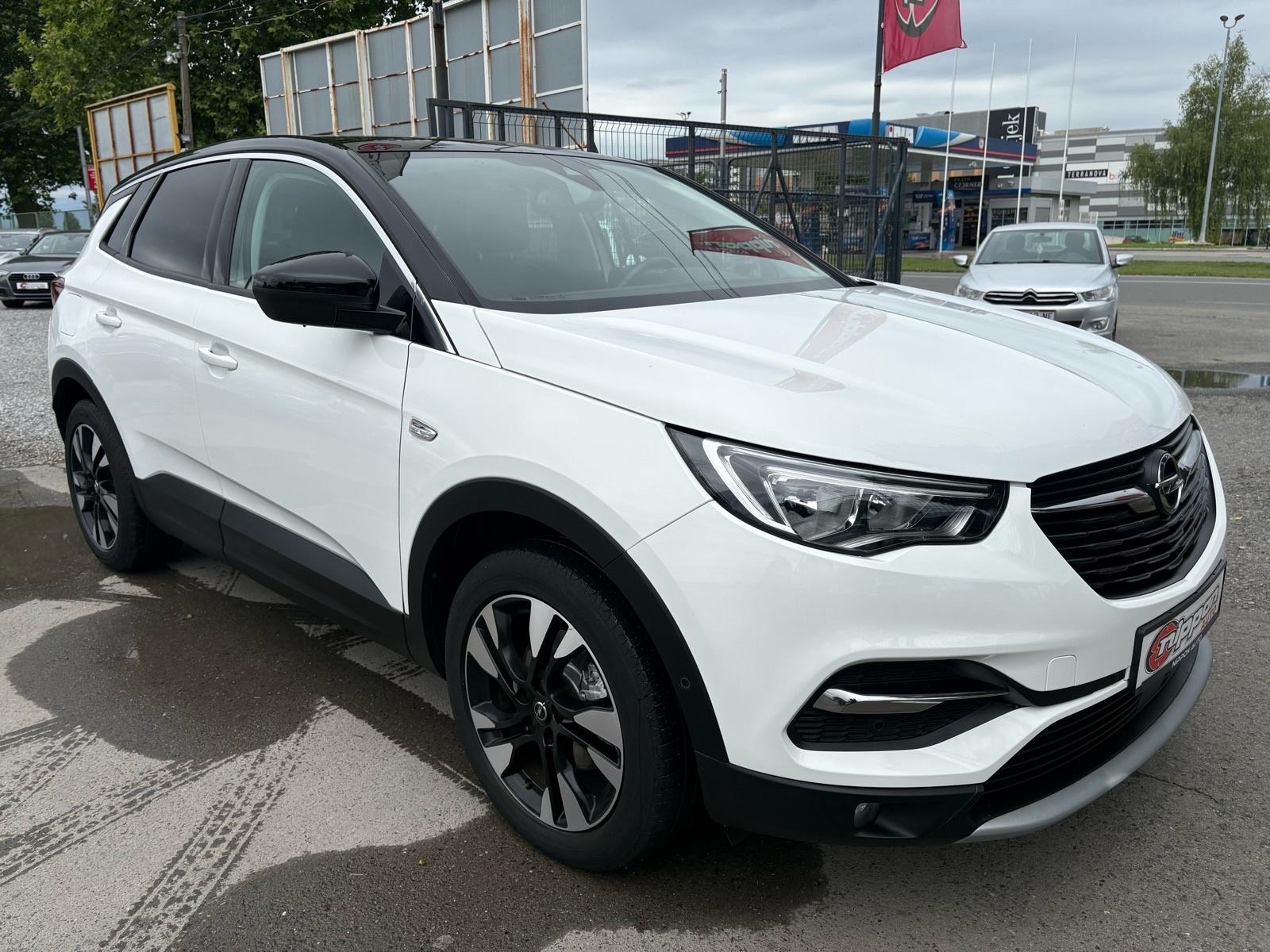 Opel Grandland X 1,5 CDTI NAVI - KLIMA - KAMERA - LEASING RATA 254 €, fotografija 8