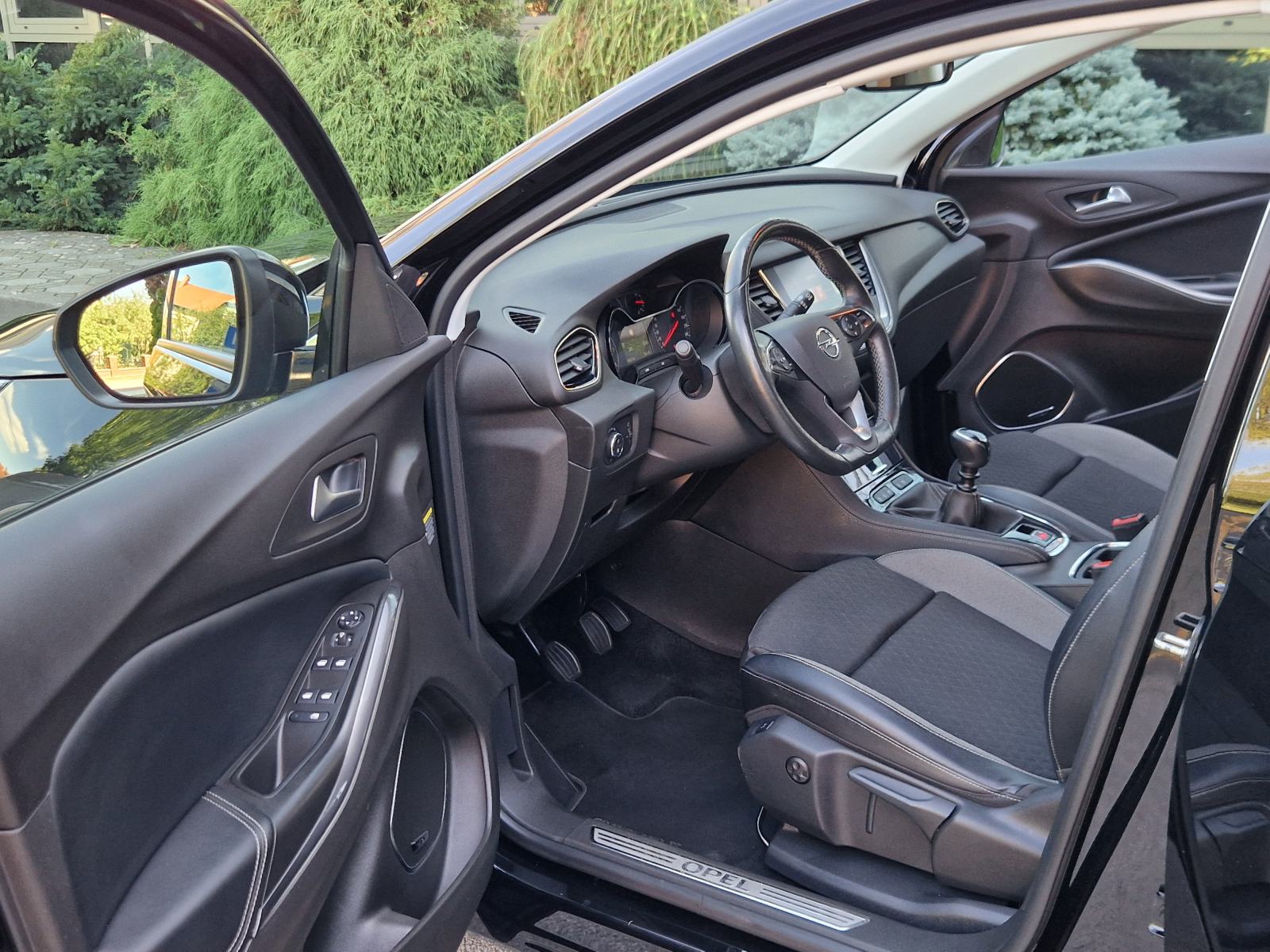 OPEL GRANDLAND X 1.5 CDTI ULTIMATE - *NAJJAČA OPREMA-SERVIS+NOVE GUME*, fotografija 11