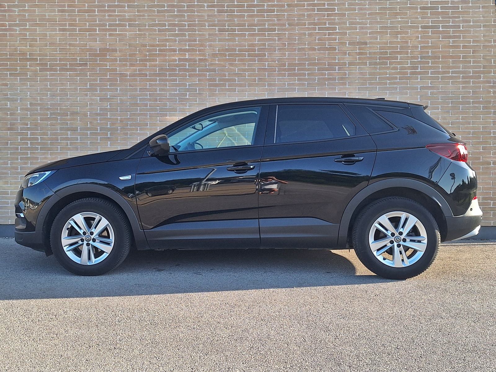 OPEL GRANDLAND X 1.5 Turbo D Edition ,Automatik,LED , servisna 115 tkm, fotografija 5