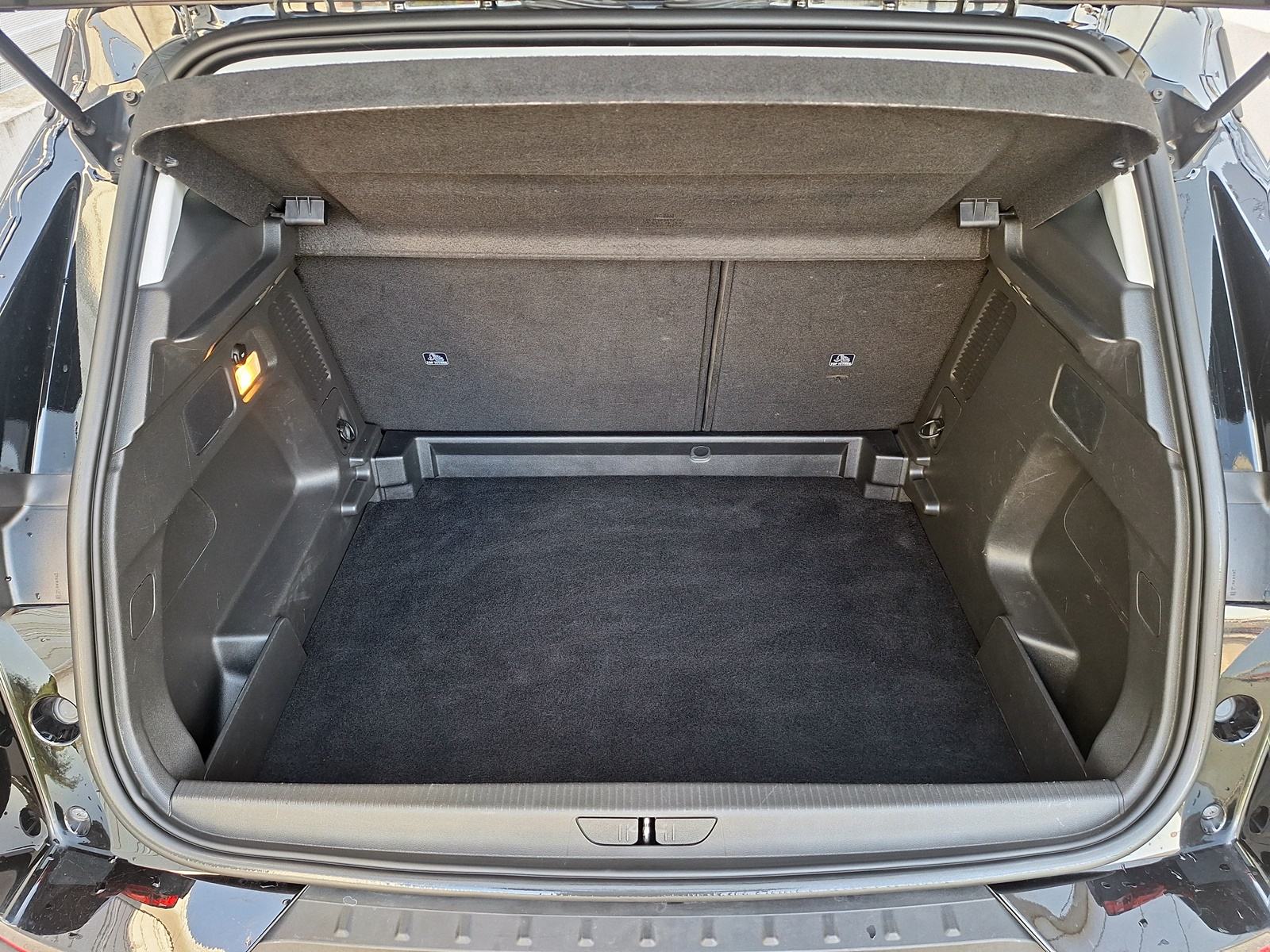 OPEL GRANDLAND X 1.5 Turbo D Edition ,Automatik,LED , servisna 115 tkm, fotografija 10