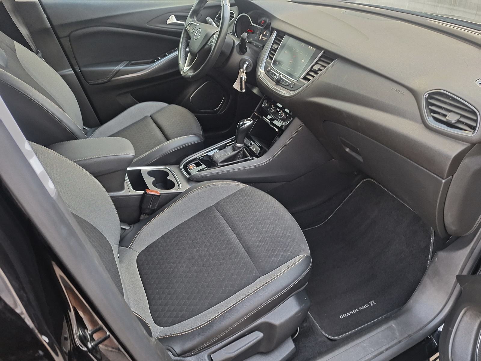 OPEL GRANDLAND X 1.5 Turbo D Edition ,Automatik,LED , servisna 115 tkm, fotografija 12