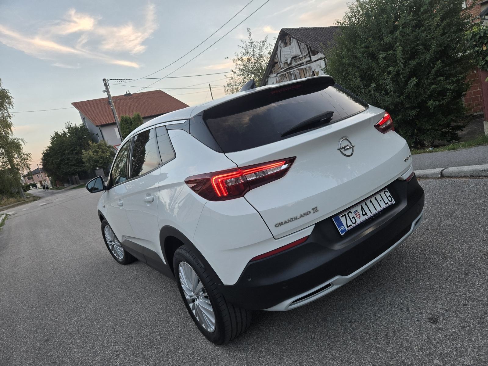 Opel Grandland X 1.6 CDTI automatik, reg. 08/27.g, alu 18", led, navi, fotografija 7