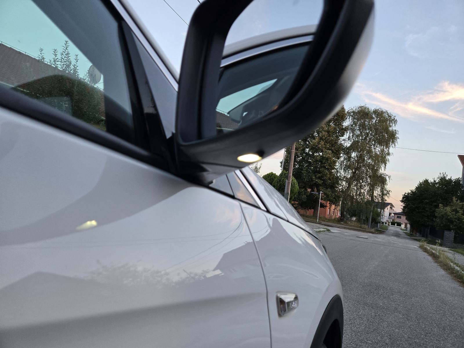 Opel Grandland X 1.6 CDTI automatik, reg. 08/27.g, alu 18", led, navi, fotografija 20