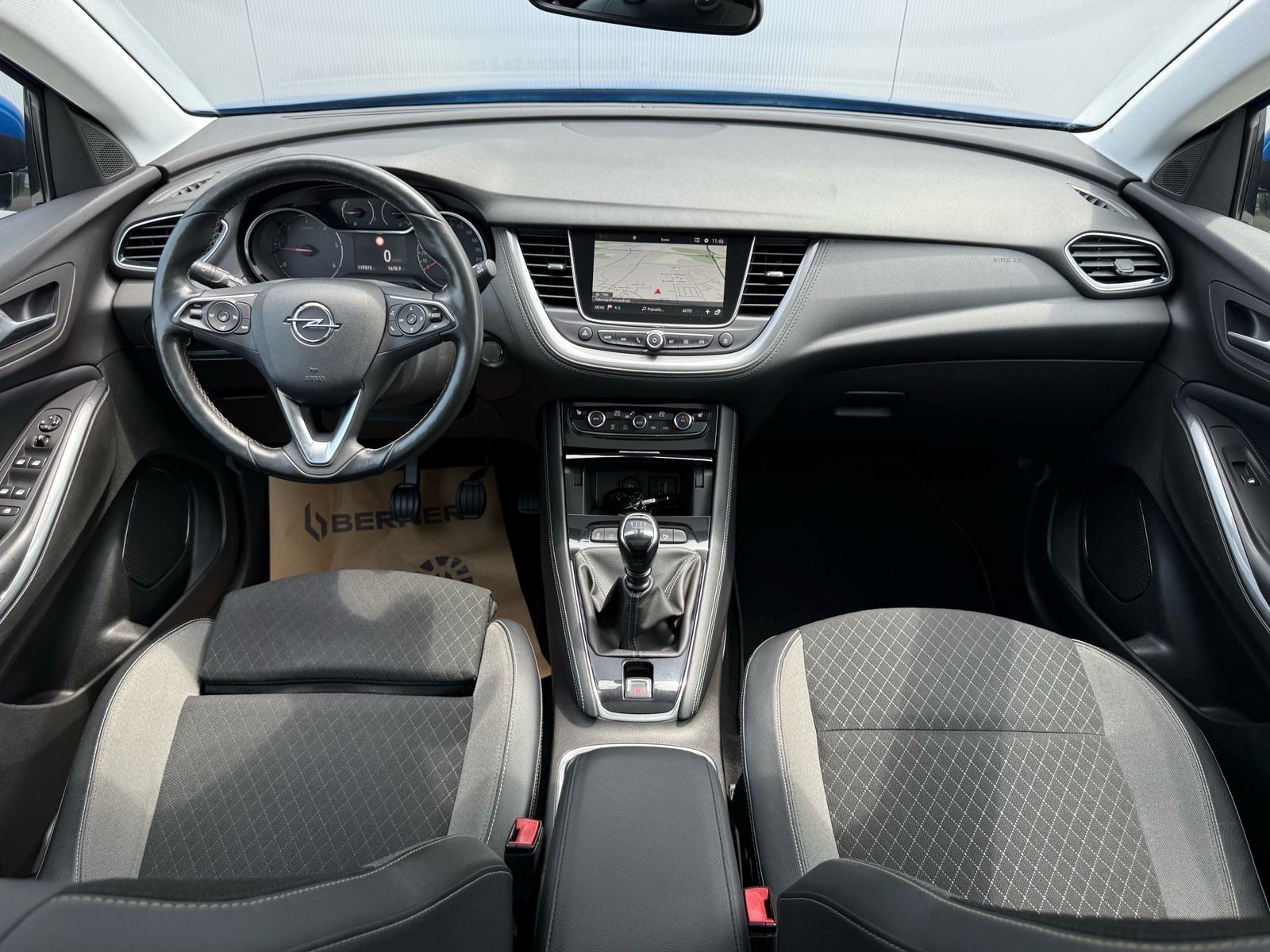 Opel Grandland X 1.6 CDTi Innovation*FULL LED*KAMERE 360*PANORAMA*, fotografija 20