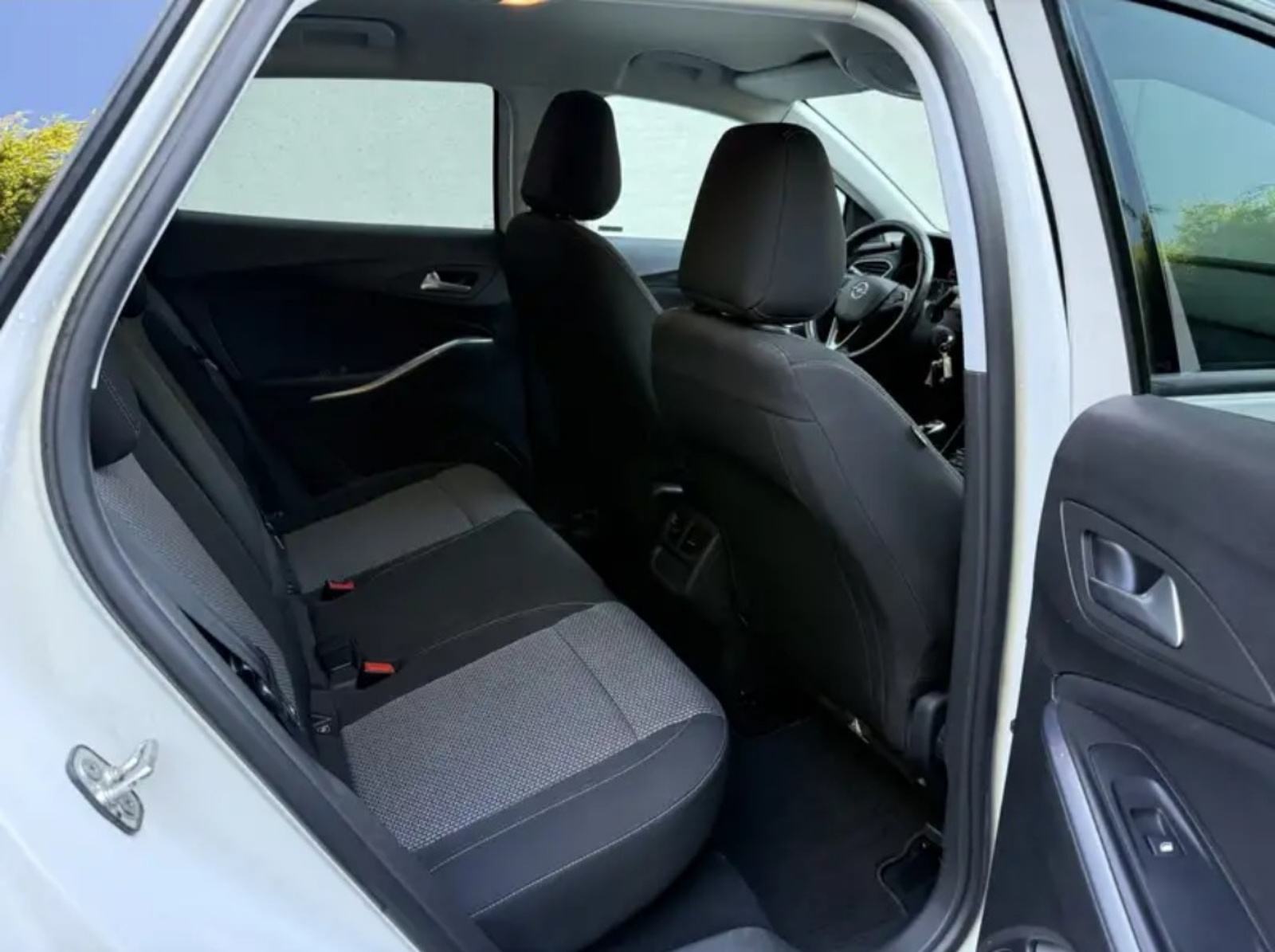 OPEL GRANDLAND X 1.6 CDTI NAVIGACIJA KLIMA XENON ALU FELGE FULL., fotografija 15