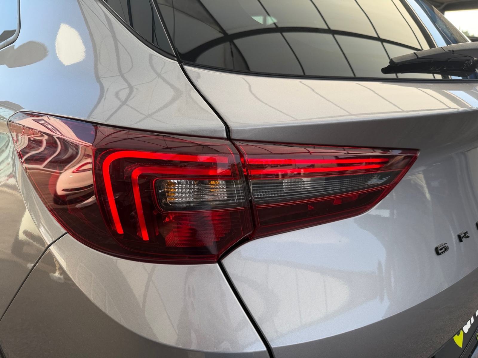 Opel Grandland X GS-Line F12 XHT S/S MT6, fotografija 13