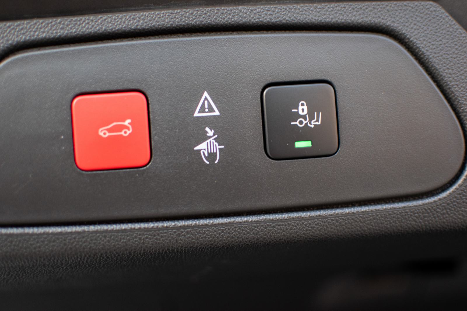 Opel Grandland X 2021g. INNOVATION SAMO 60000 KM NOV AUTO!!!!, fotografija 16